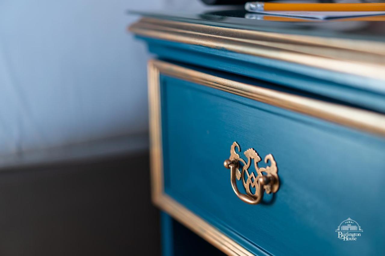Burlington House Boutique Bed & Breakfast Oxford Ngoại thất bức ảnh A drawer