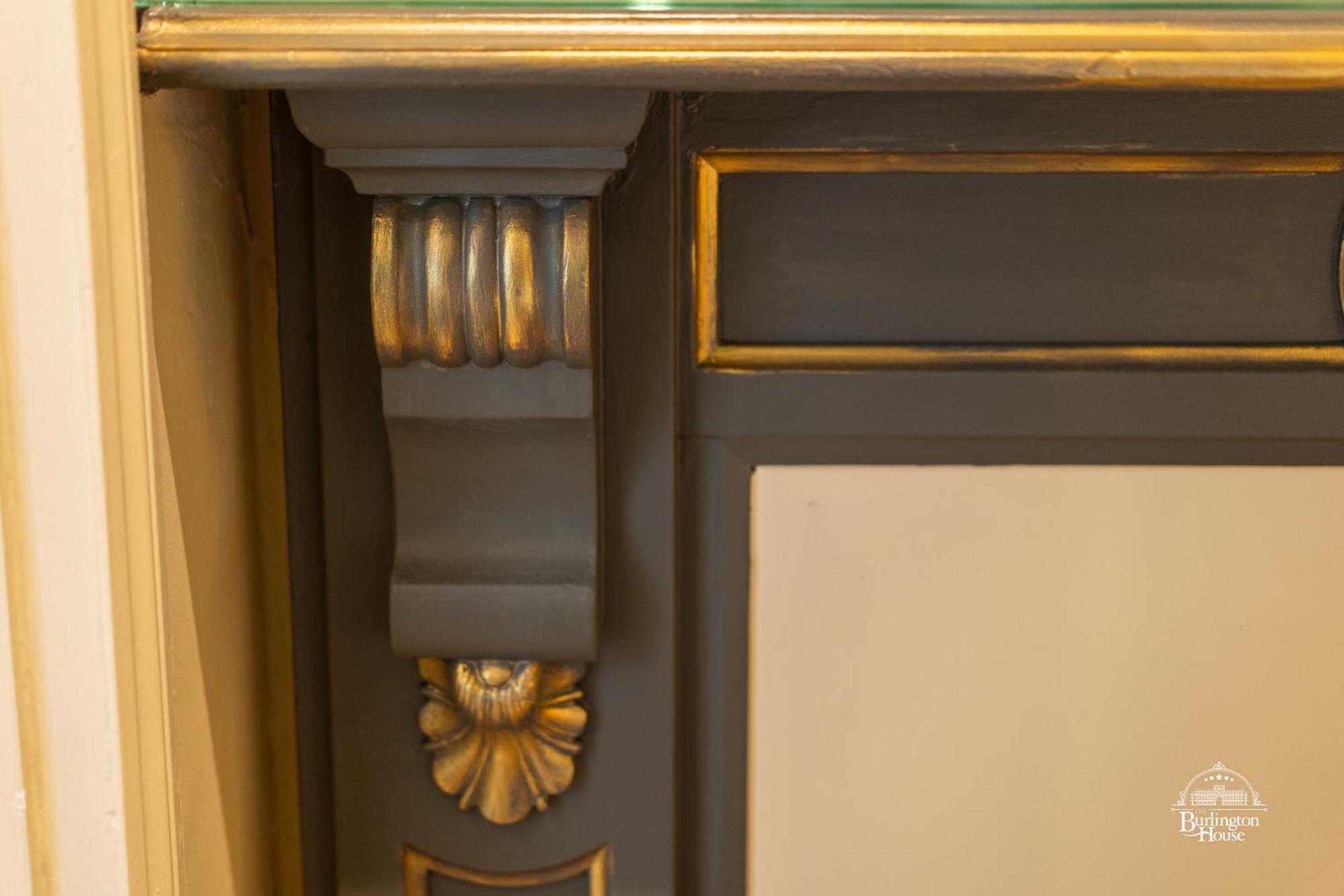 Burlington House Boutique Bed & Breakfast Oxford Phòng bức ảnh Detail of the fireplace