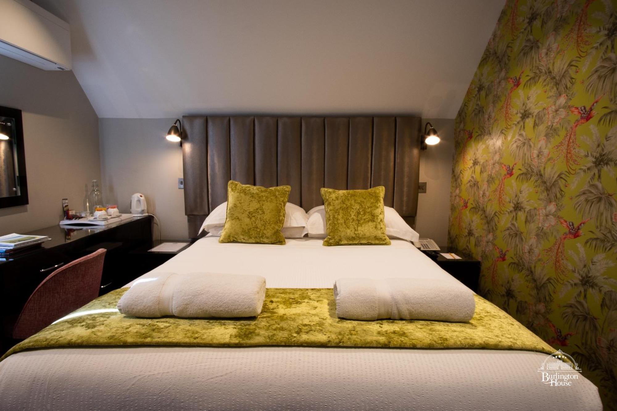 Burlington House Boutique Bed & Breakfast Oxford Phòng bức ảnh A bedroom at The Old Bank Hotel