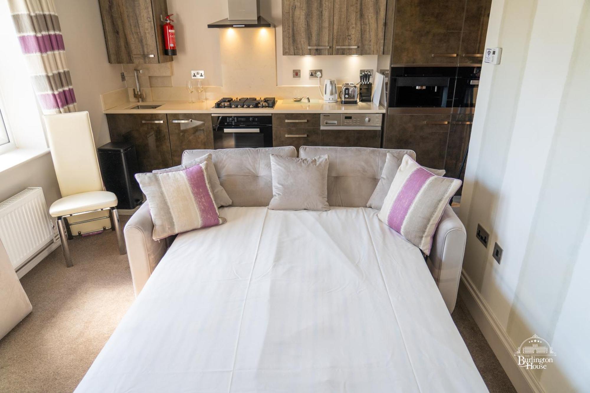 Burlington House Boutique Bed & Breakfast Oxford Ngoại thất bức ảnh A sofa bed